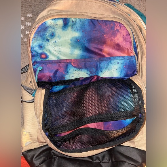 Jansport backpack - Picture 2 of 5